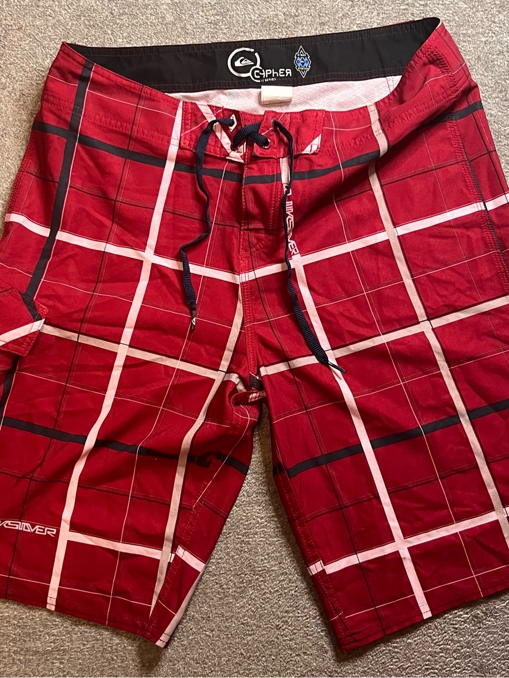 Quiksilver Cypher Series Red Plaid Swim Board Shorts Size 34” EUC